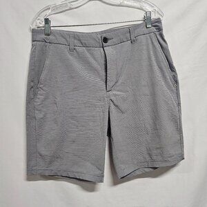 Vuori Pebble Men Shorts  Size 30 Steel